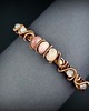 bransoletki wire wrapping Miedziana bransoleta mankietowa z opalem i różowym kwarcem 5