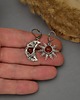 kolczyki wire wrapping Asymetryczne kolczyki księżyc i słońce karneol wire wrapping 3