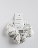 gumki do włosów Lniana gumka do włosów (scrunchie) ze wzorem w kwiaty 1