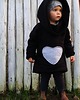 bluzy dla dziewczynki Czarna  bluza dla dziewczynki z sercem 4