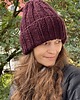 czapki damskie Zimowa wełniana czapka Buran 100% wełna z Peru ciemne winogrona 2