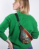saszetka nerka Brązowa nerka damska handmade w kwiaty KWIATOWA NOSTALGIA 2