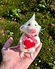 figurki i rzeźby Myszka Amorek wykonana metodą filcowania na sucho 1