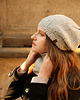 czapki damskie Jasnoszara czapka beretowa z wełny alpaki Parisian 6