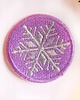 naszywki na ubrania Naszywka naprasowanka ŚNIEŻYNKA FIOLETOWA termoprzylepna haft 4,5cm 2