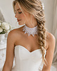 chokery Biały koronkowy choker z koraliczkami 1