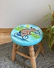 meble do pokoju dziecka Ręcznie malowany stołek dziecięcy - Miś na rowerze - pamiątka na lata 4