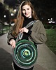torby na ramię Zielona okrągła torebka długi pasek włóczka szydełkowanie 100% recykling 8