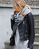szale damskie Zimowy komin damski, duży komin oversize z zapinką skórzaną 1