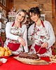 fartuchy kuchenne Elegancki Fartuch Kuchenny w róże - Prezent dla Babci Mamy Córki 1