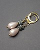 kolczyki pozłacane Kolczyki pozłacane Pearls pink and butterfly graphite  1