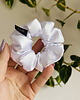 gumki do włosów Satynowa gumka do włosów scrunchie Biała RÓŻNE MODELE 1