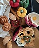zabawki - inne Croissant, szydełkowy rogalik do zabawy w cukiernię lub kawiarnię. 6