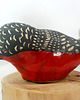 figurki i rzeźby Czerwony gil - ceramiczna dekoracja półki 6