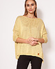 swetry damskie  Oversize'owy sweter - SWE040 złoty MKM 2