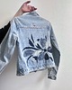 kurtki damskie Kurtka jeansowa z patchworkową aplikacją 2