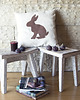 poduszki z grafiką Poduszka dekoracyjna RABBIT z królikiem 2