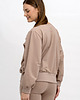 bluza bez kaptura damska Bluza ,,LUCCY"  Capucino 3