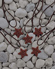 wisiory Gwiazda - brązowy metaliczny naszyjnik wisior na rzemyku 3
