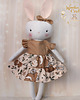 misie i maskotki Króliczek Sara przytulanka w beżowo-brązowej sukieneczce z falbankami GOTOWA 2