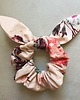 gumki do włosów Cherry Blossom Bunny Scrunchie  gumka do włosów 2