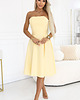 sukienki midi damskie 641-3 VIVIENNE gorsetowa rozkloszowana sukienka midi - pastelowy żółty 3