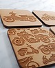 podkładki do kuchni Zestaw 4 drewnianych podkładek pod kubek - motocykle 2