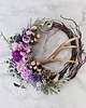 wianki bożonarodzeniowe Zimowy wieniec - fioletowe kwiaty i róg (26cm) 3