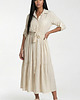sukienki maxi damskie Elegancka sukienka koszulowa maxi rozkloszowana z wiskozy z paskiem - M1312 4