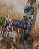 legginsy Legginsy dzwony Yogi Bells - Purple Peonies 1