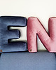 poduszki do pokoju dziecka Poduszka dekoracyjna litera, literka velvetowa z imieniem 7