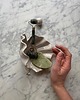 pojemniki na biżuterię Perłowa muszla na biżuterię  ceramiczna podstawka  prezent na Dzień Mamy 4