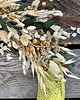 wianki Uroczy wianek w sweterku z dekoracją z eukaliptusa 4
