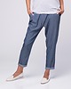 spodnie materiałowe damskie Spodnie jeansowe chinosy Jeremi Look 415 1