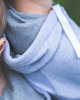 bluzy dla dziewczynki Bluza dziecięca jasnoszara - dresy odCZAPY Kids 1