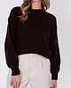 swetry damskie  Sweter w sportowym stylu - SWE322 brąz MKM 1