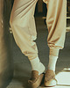 spodnie materiałowe damskie Spodnie balonowe COMFY FIT Sand 1