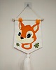 obrazy i plakaty do pokoju dziecięcego Flaga handmade z wiewiórką , leśna dekoracja do pokoju dziecka 2