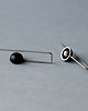 kolczyki wire wrapping Minimalistyczne kolczyki ze srebrną kulką 4