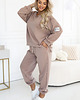 komplety damskie 689-1 Komplet dresowy damski z bluzą oversize i spodniami - cappucino 3