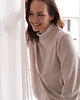 bluza bez kaptura damska Welurowa beżowa bluza z odpinanym kołnierzem z koronki 2