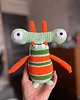 misie i maskotki Zabawka szydelkowa Potworek pomarańczowy 2