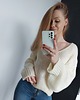 swetry damskie  Luźny sweter w serek i247 1
