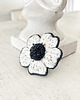broszki Broszka KWIAT 20 ręcznie haftowana przypinka z koralikami 2