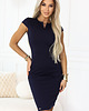 sukienki midi damskie 608-2 Zmysłowa ołówkowa sukienka z krótkim rękawkiem - granatowa 2