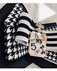 broszki Brosza Black & White   z perfumami New 9