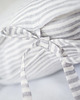 poduszki gładkie Lniana Poszewka Troczki GRAY STRIPES 2