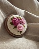 broszki Ręcznie haftowana broszka "Bukiet róż" 1