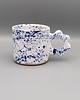 kubki Ceramiczny kubek z kwiatowym uszkiem 1