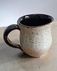 kubki Duży ceramiczny kubek z listkiem 2